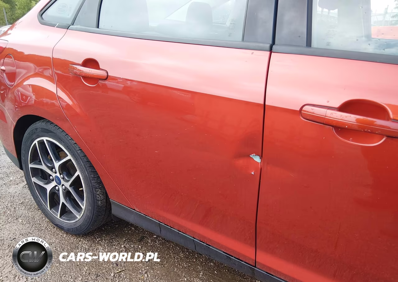 2018 Ford Focus Sel VIN:1FADP3H20JL243401 - 17