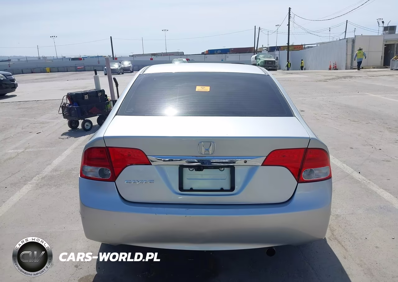 2011 Honda Civic Lx VIN:2HGFA1F50BH526709 - 17