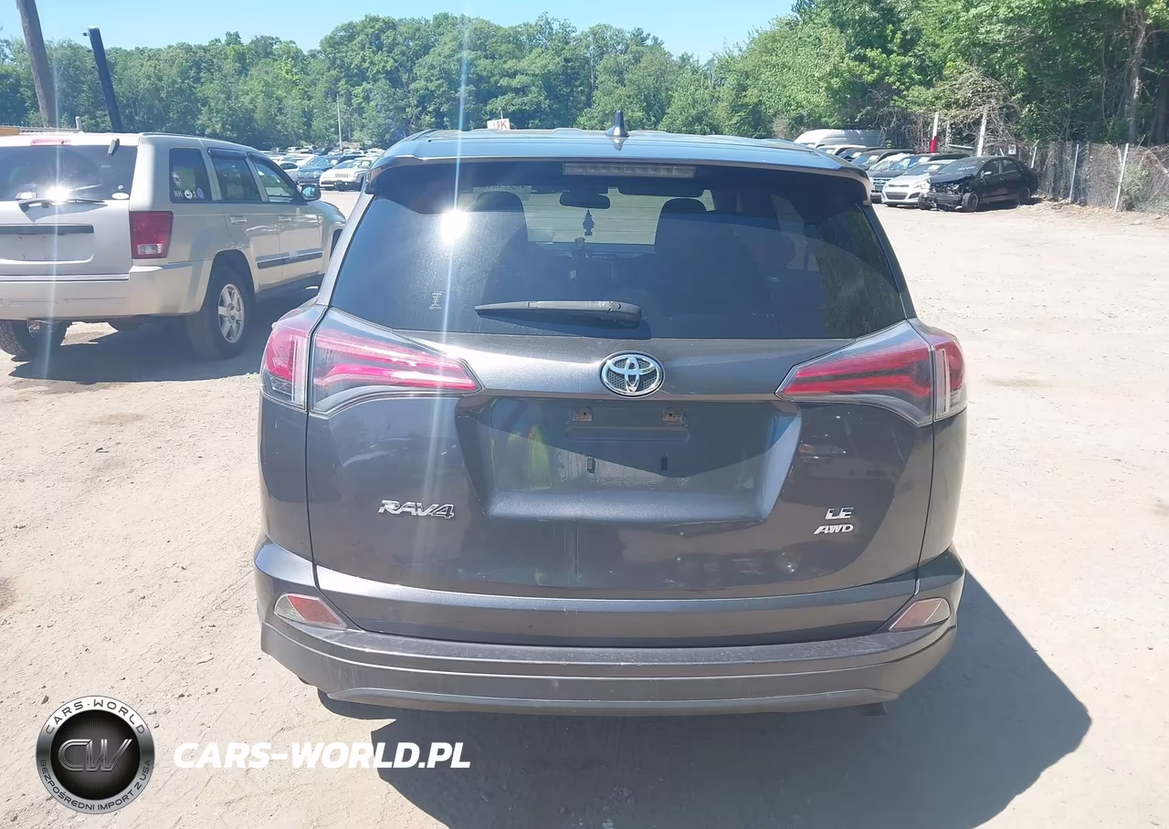 2018 Toyota Rav4 Le VIN:JTMBFREV3JJ248934 - 16