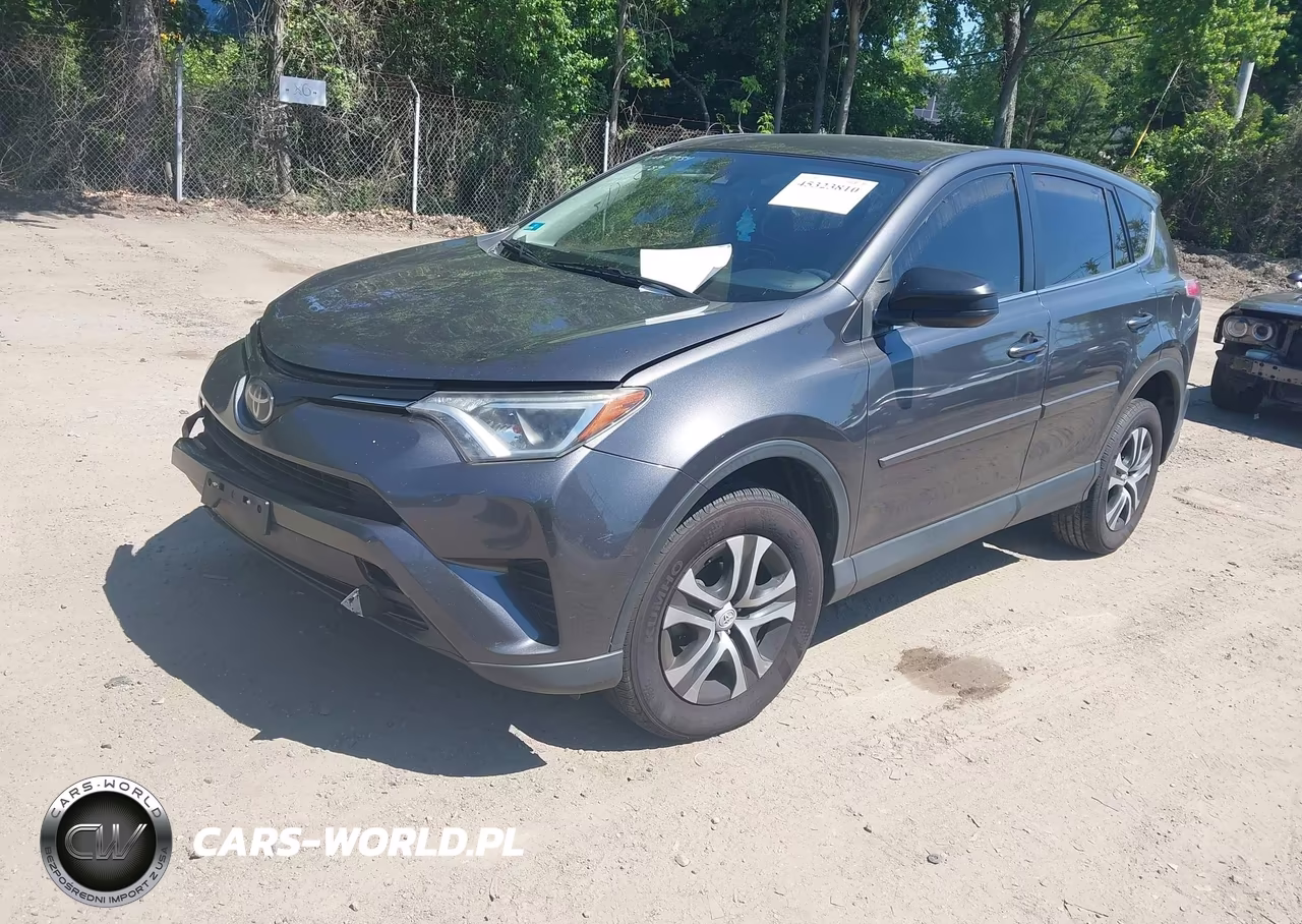 2018 Toyota Rav4 Le VIN:JTMBFREV3JJ248934 - 2