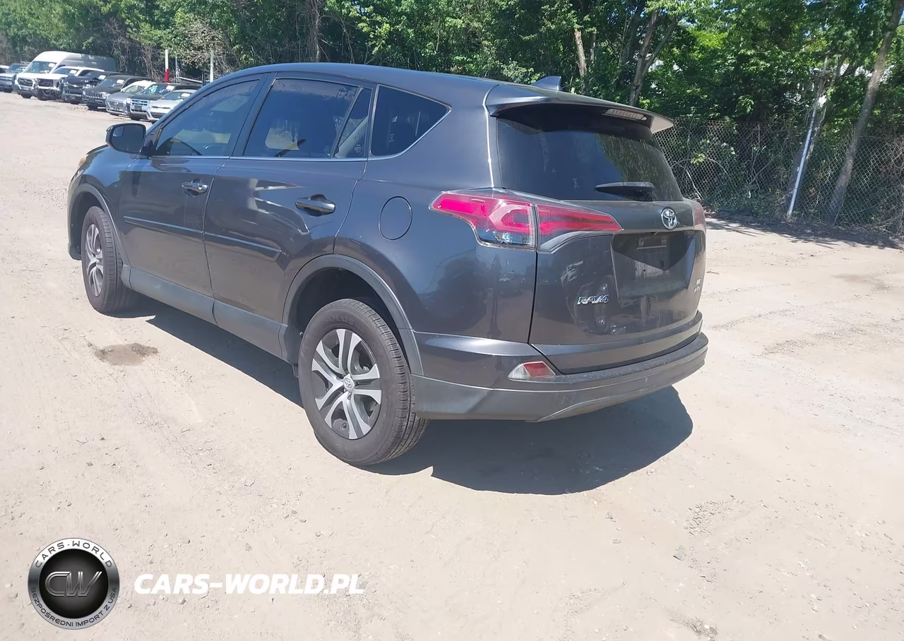 2018 Toyota Rav4 Le VIN:JTMBFREV3JJ248934 - 3