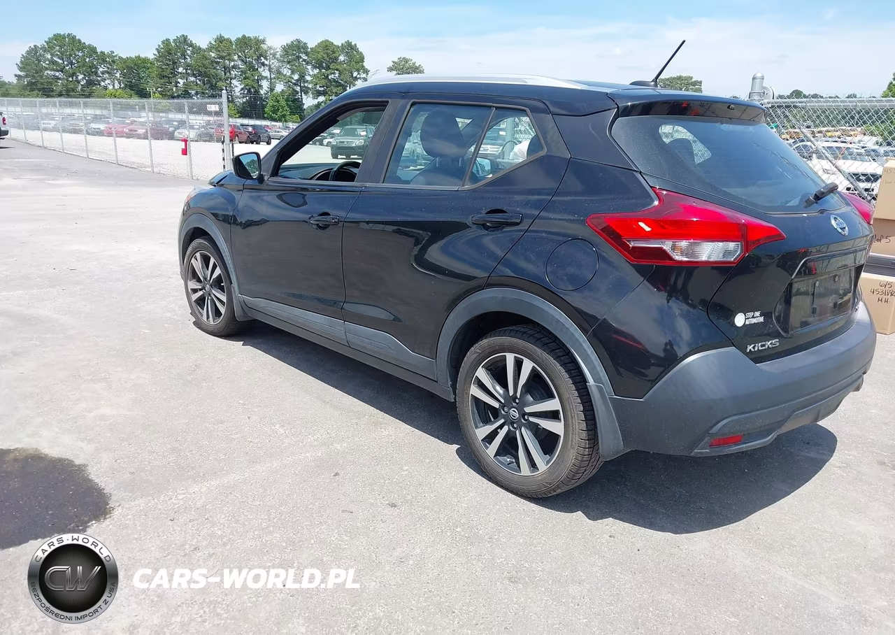 2018 Nissan Kicks Sv VIN:3N1CP5CU0JL541884 - 3