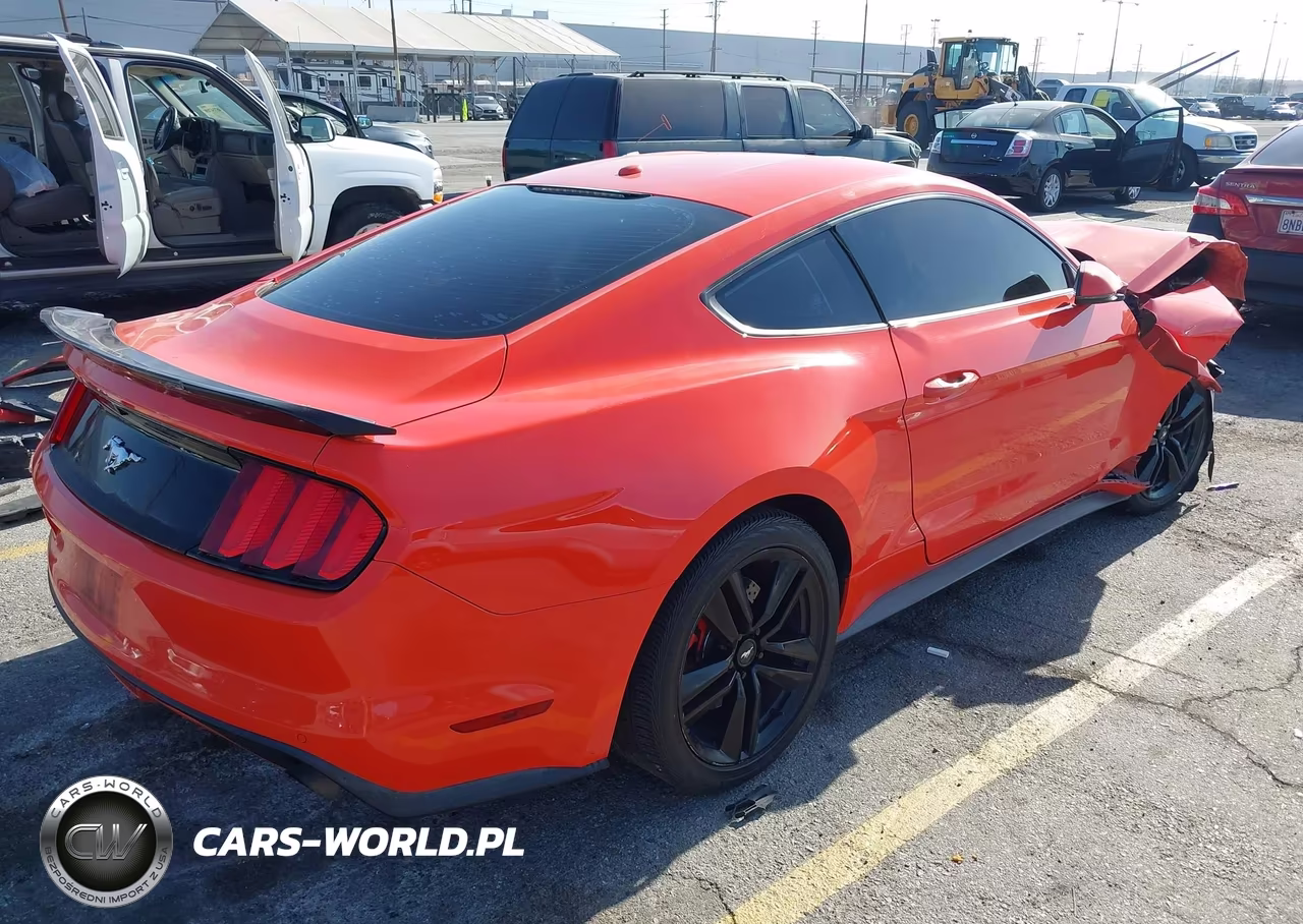2015 Ford Mustang Ecoboost VIN:1FA6P8TH6F5380579 - 4