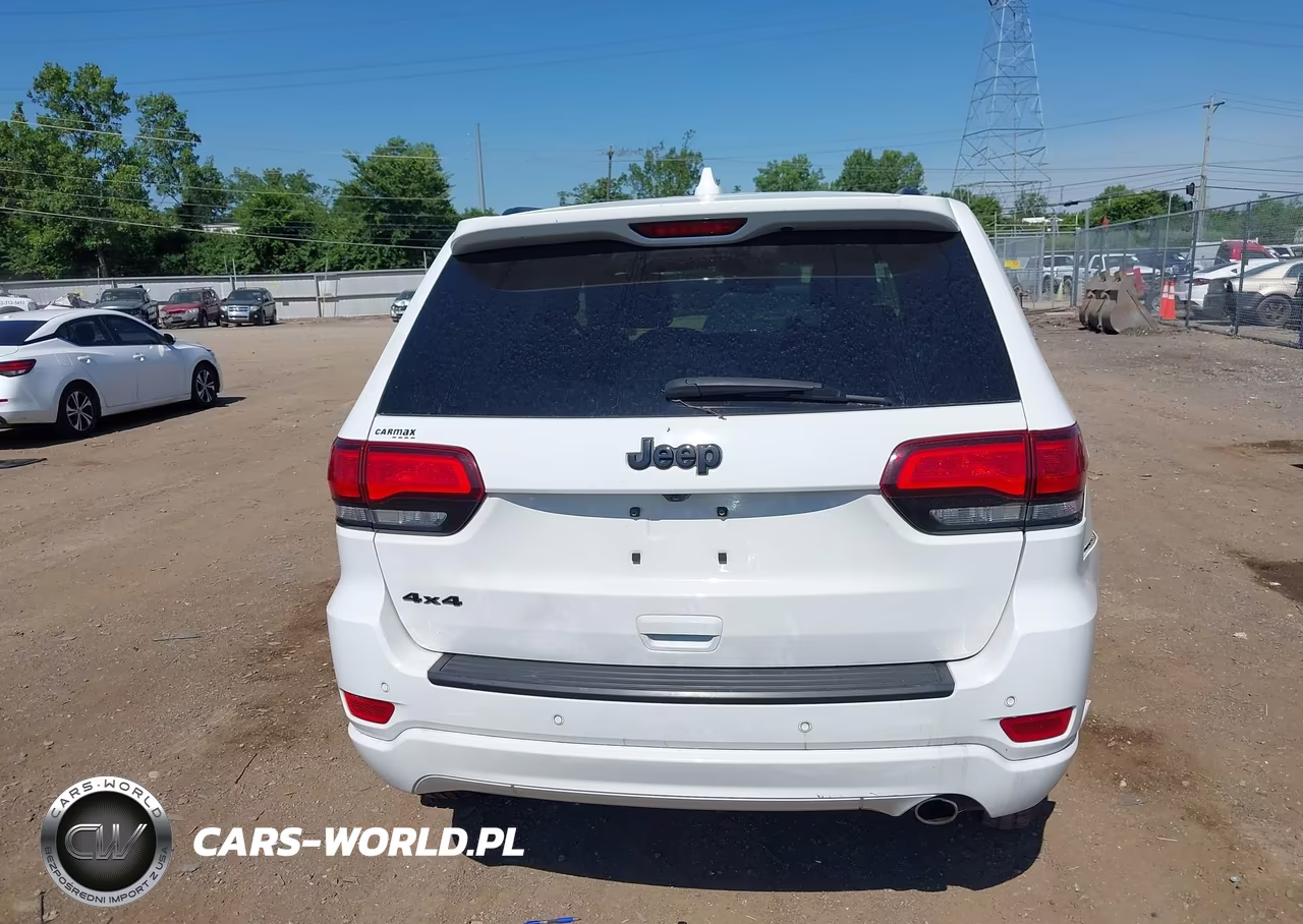 2020 Jeep Grand Cherokee Altitude 4X4 VIN:1C4RJFAG6LC272994 - 17