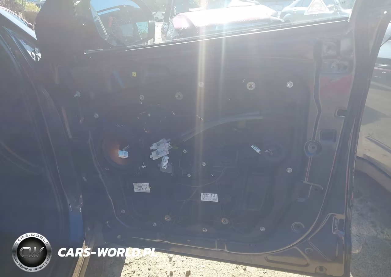 2017 Hyundai Santa Fe Limited Ultimate VIN:KM8SRDHF2HU220531 - 21