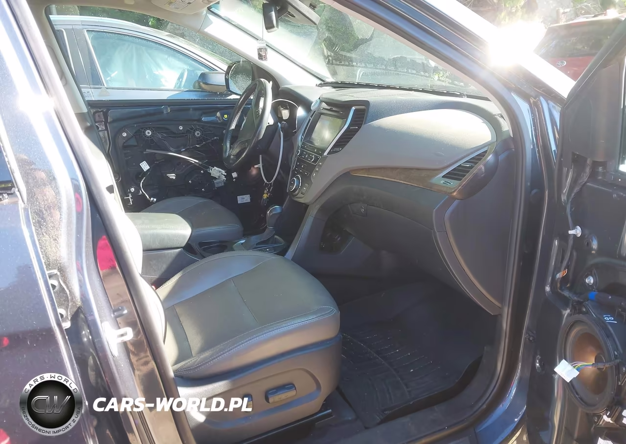 2017 Hyundai Santa Fe Limited Ultimate VIN:KM8SRDHF2HU220531 - 5