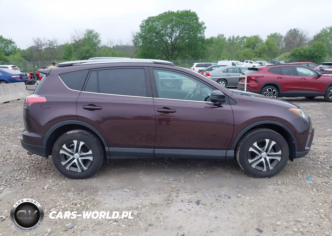 2018 Toyota Rav4 Le VIN:2T3BFREV7JW728458 - 14