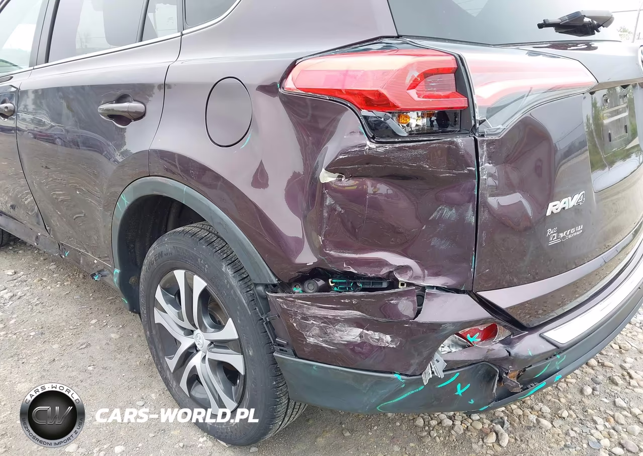 2018 Toyota Rav4 Le VIN:2T3BFREV7JW728458 - 6