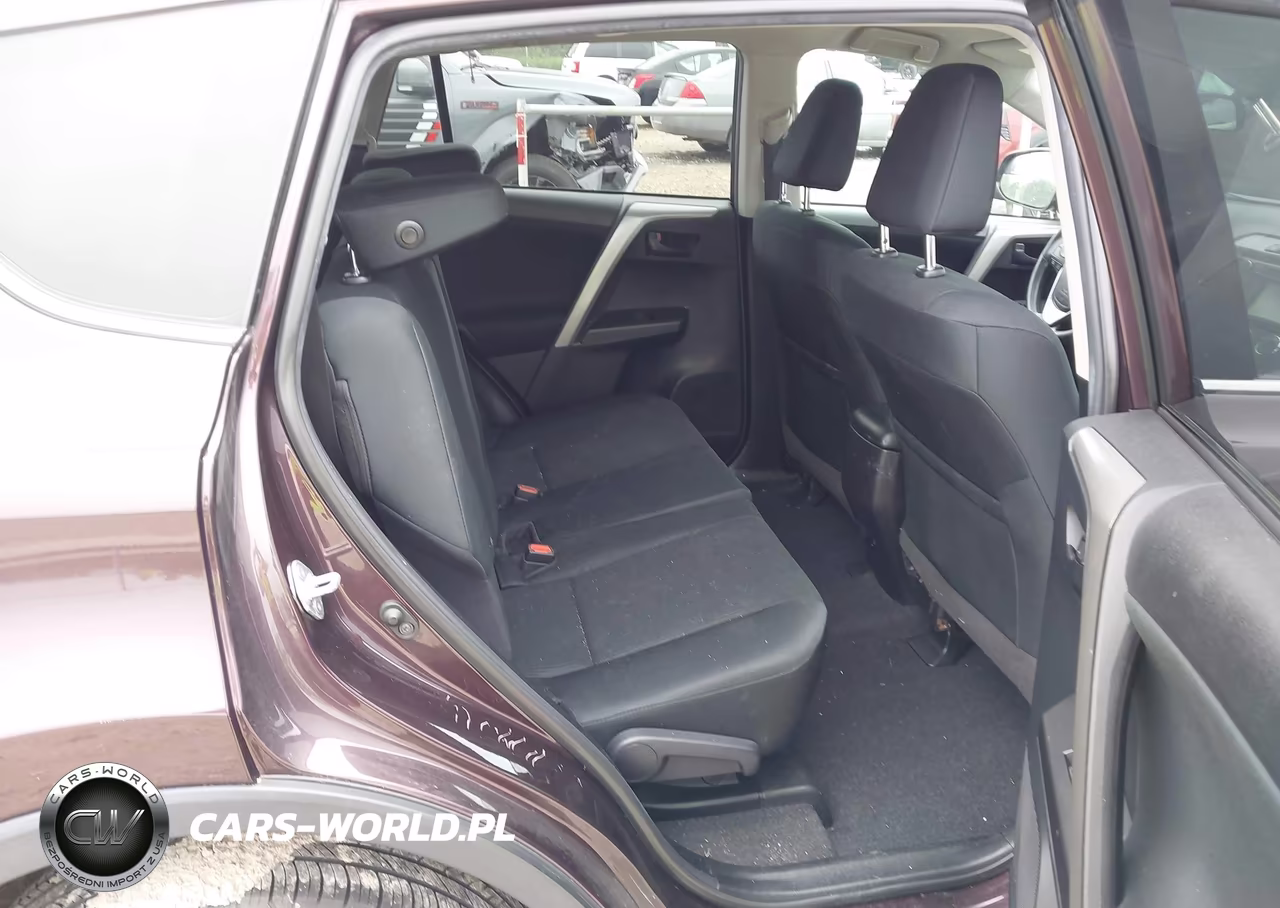 2018 Toyota Rav4 Le VIN:2T3BFREV7JW728458 - 8