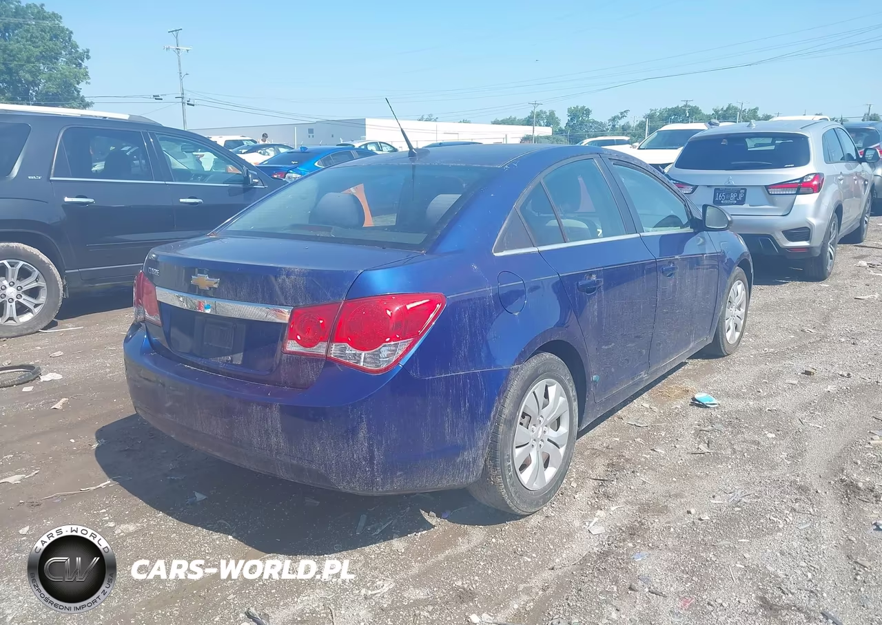 2012 Chevrolet Cruze Ls VIN:1G1PC5SH2C7310483 - 4