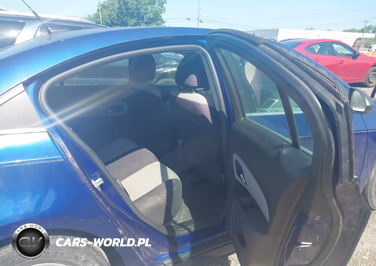 2012 Chevrolet Cruze Ls VIN:1G1PC5SH2C7310483 - 8