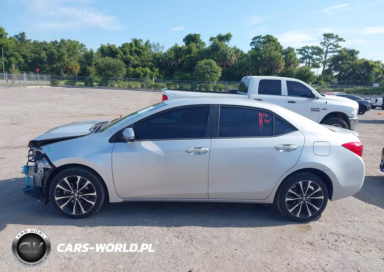 2018 Toyota Corolla Se VIN:2T1BURHE2JC069703 - 14