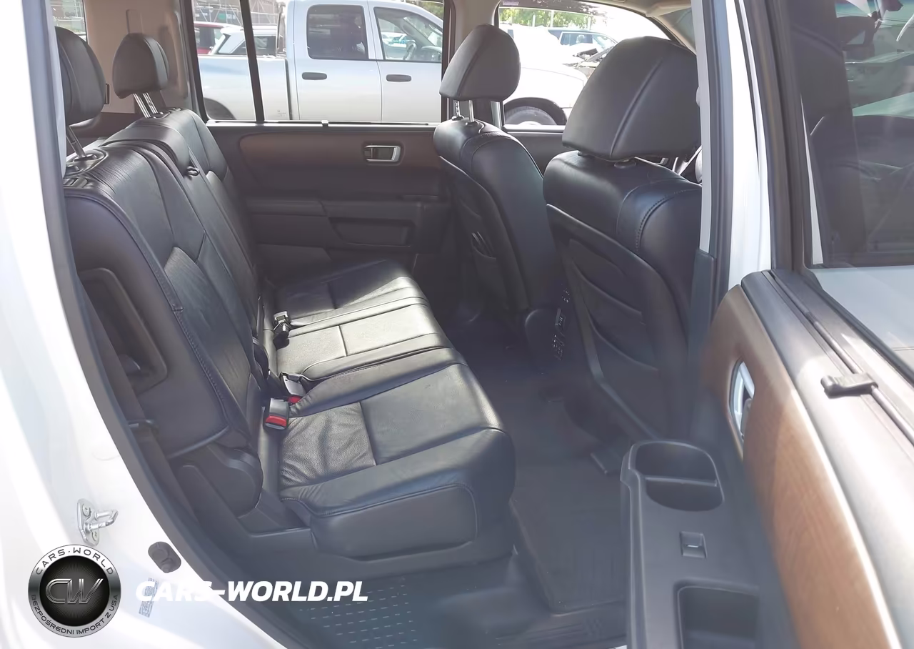 2011 Honda Pilot Touring VIN:5FNYF4H93BB005239 - 8