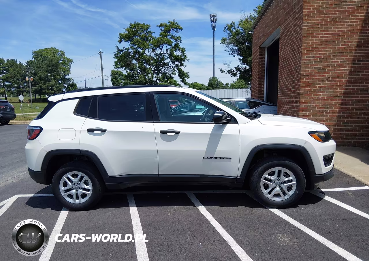 2018 Jeep Compass Sport 4X4 VIN:3C4NJDAB6JT392240 - 13