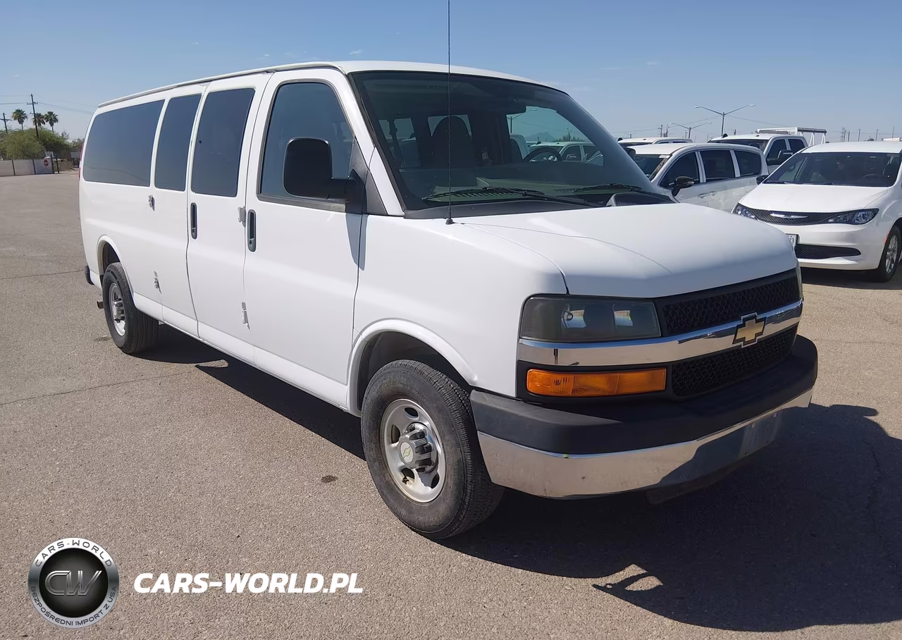 2014 Chevrolet Express 3500 Lt