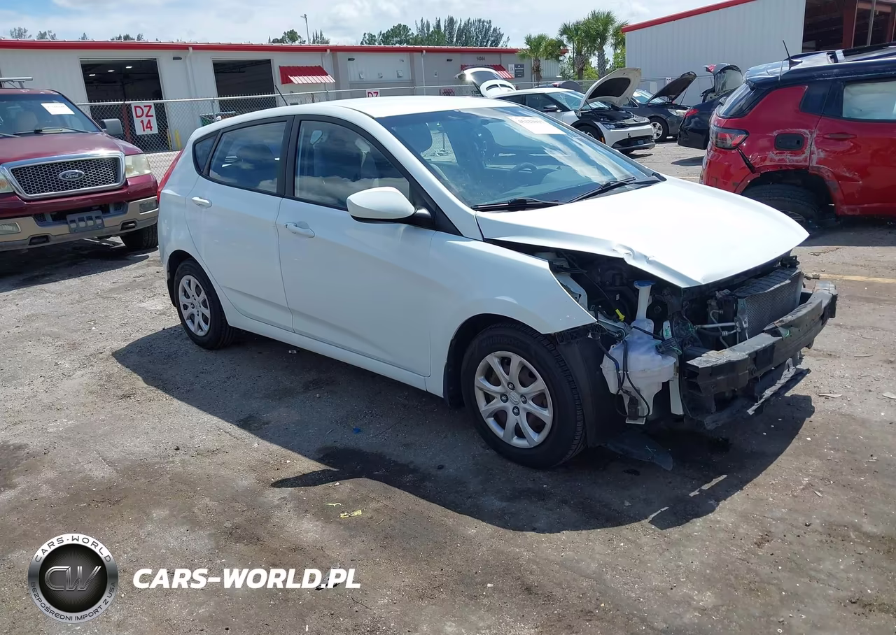 2013 Hyundai Accent Gs – zdjęcie 1 z 17