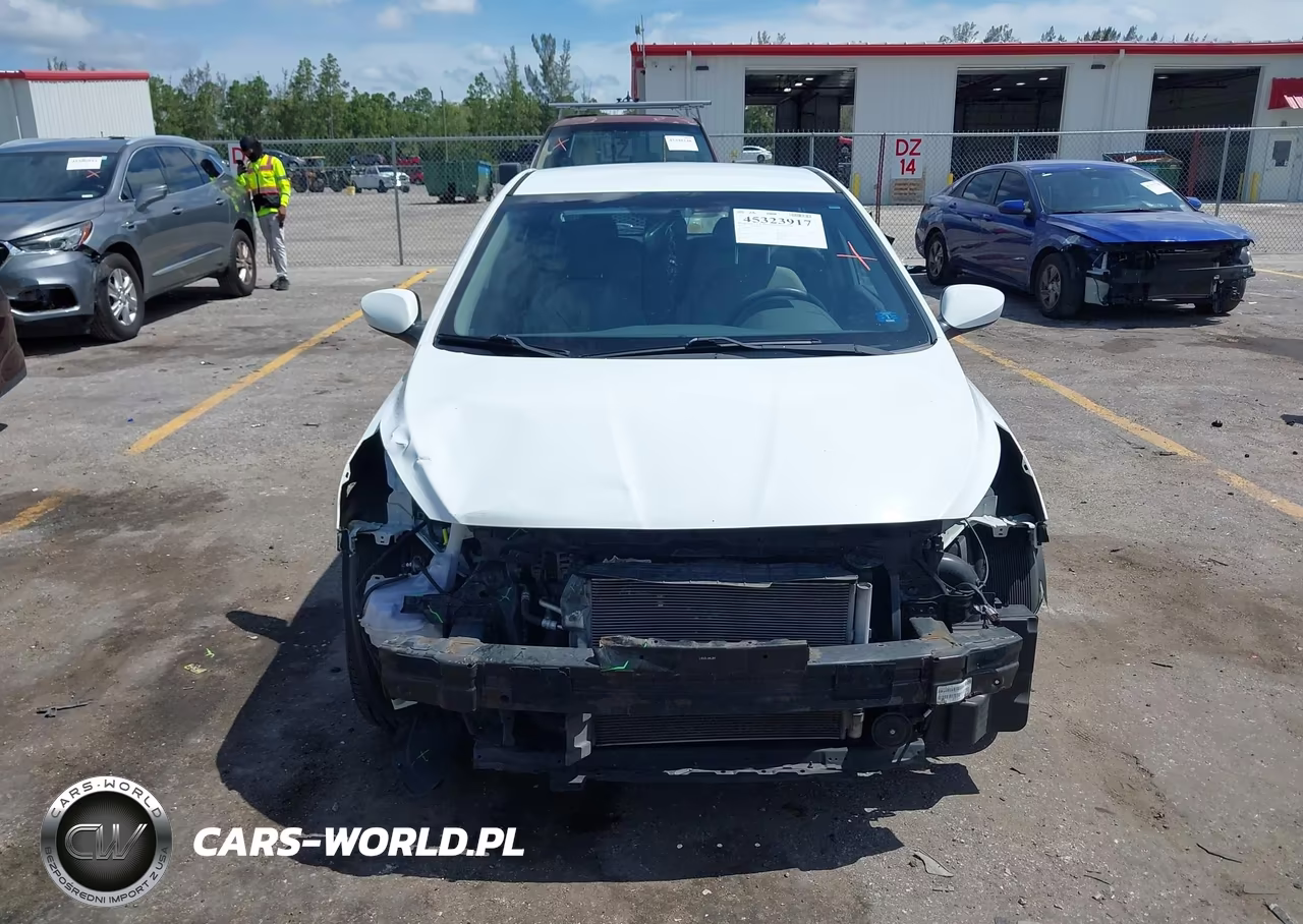 2013 Hyundai Accent Gs VIN:KMHCT5AE1DU127376 - 13