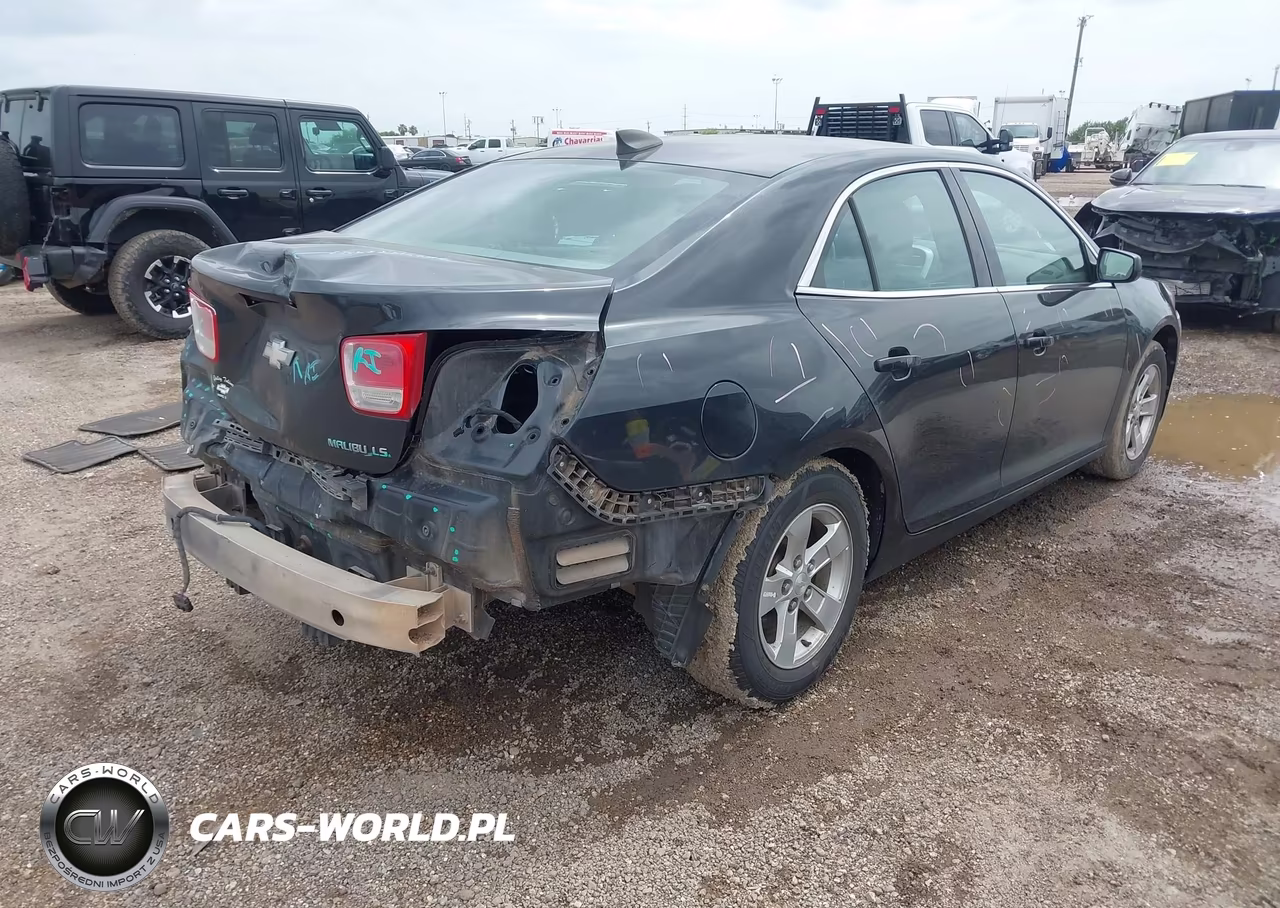 2015 Chevrolet Malibu Ls VIN:1G11B5SL0FF191601 - 4