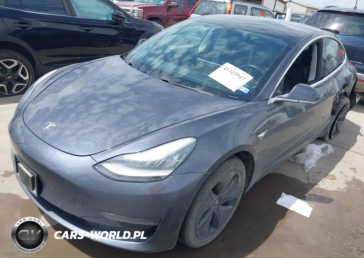 2018 Tesla Model 3 Long Range-Mid Range VIN:5YJ3E1EA2JF158221 - 2