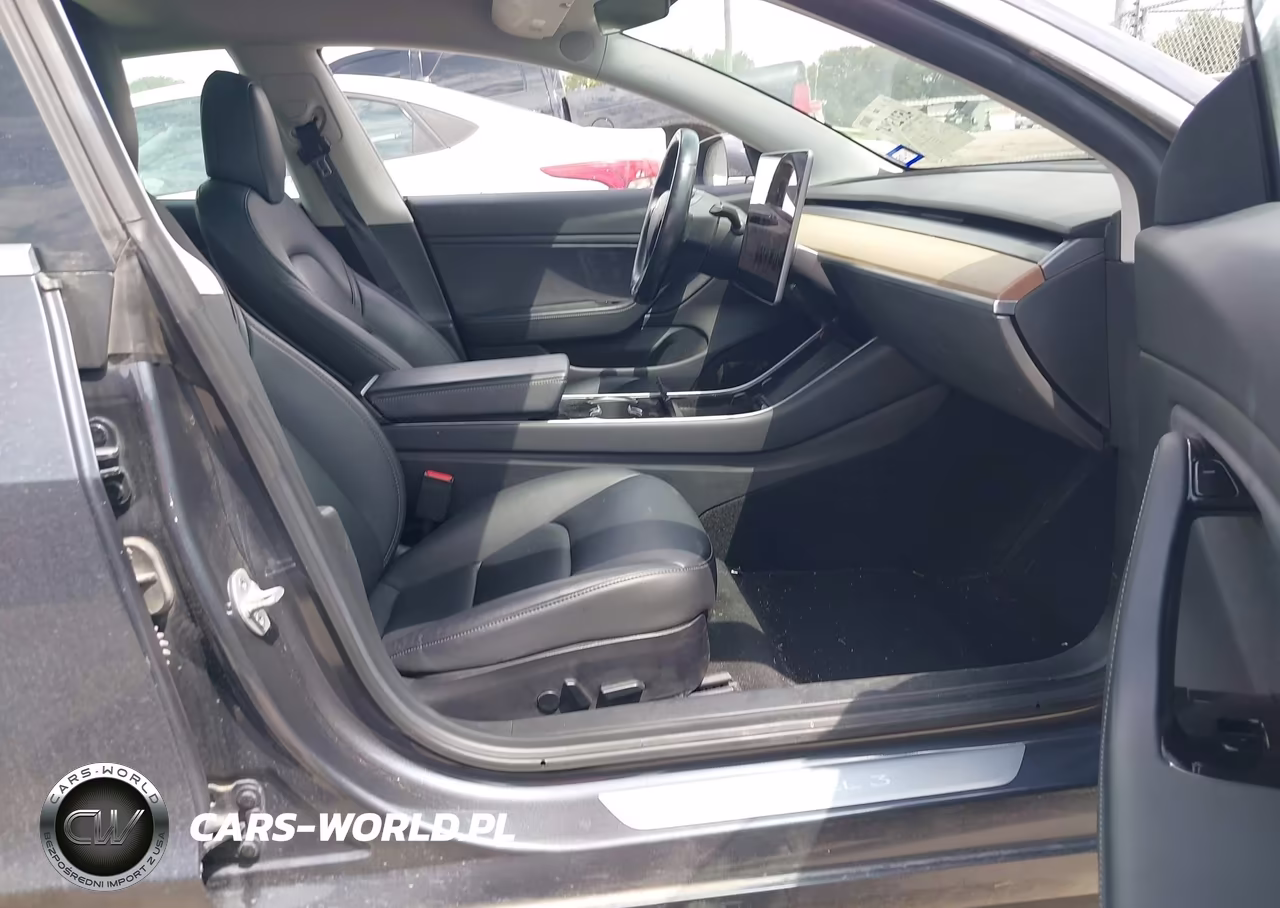 2018 Tesla Model 3 Long Range-Mid Range VIN:5YJ3E1EA2JF158221 - 5