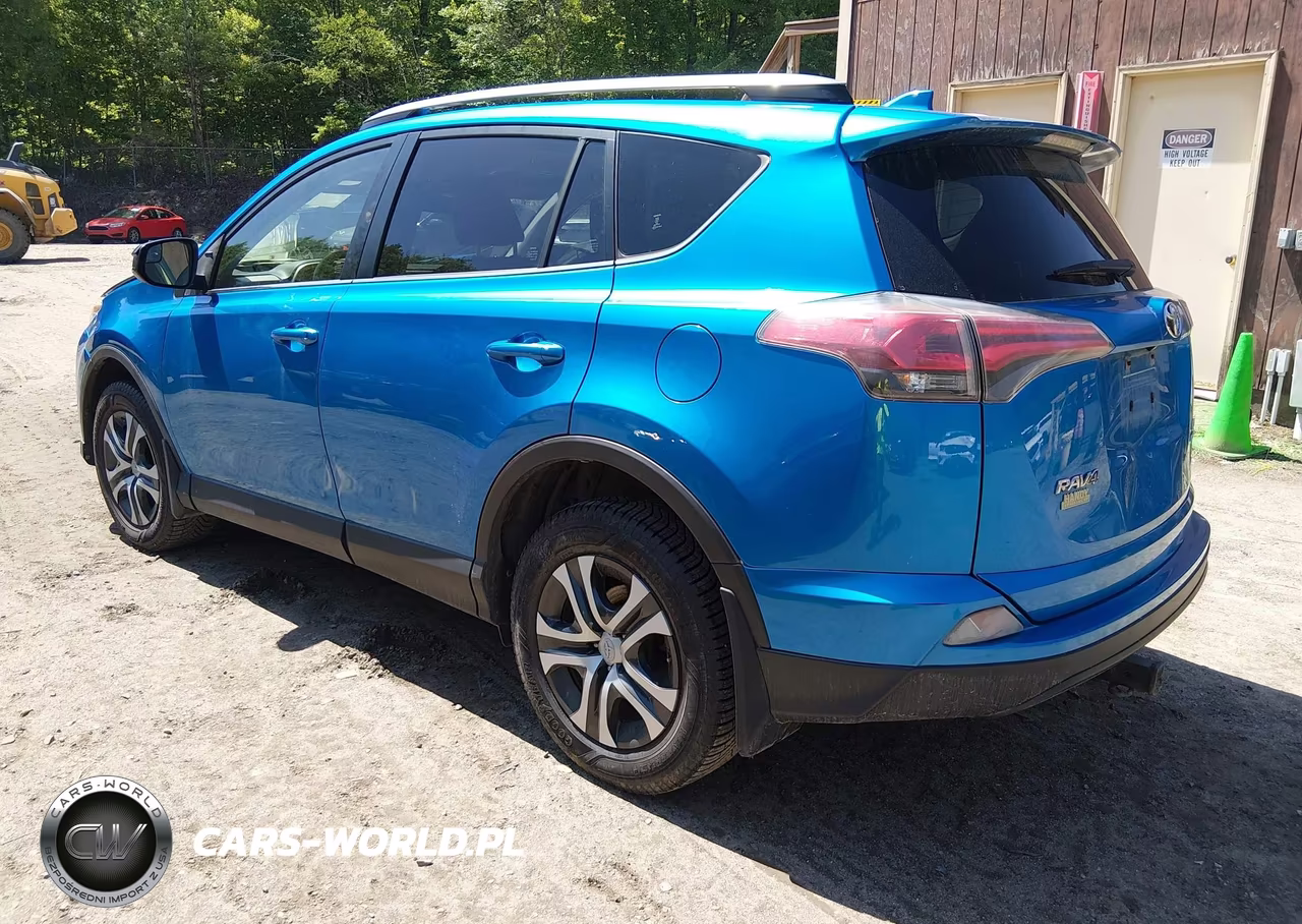2017 Toyota Rav4 Le VIN:JTMBFREV7HD201611 - 3