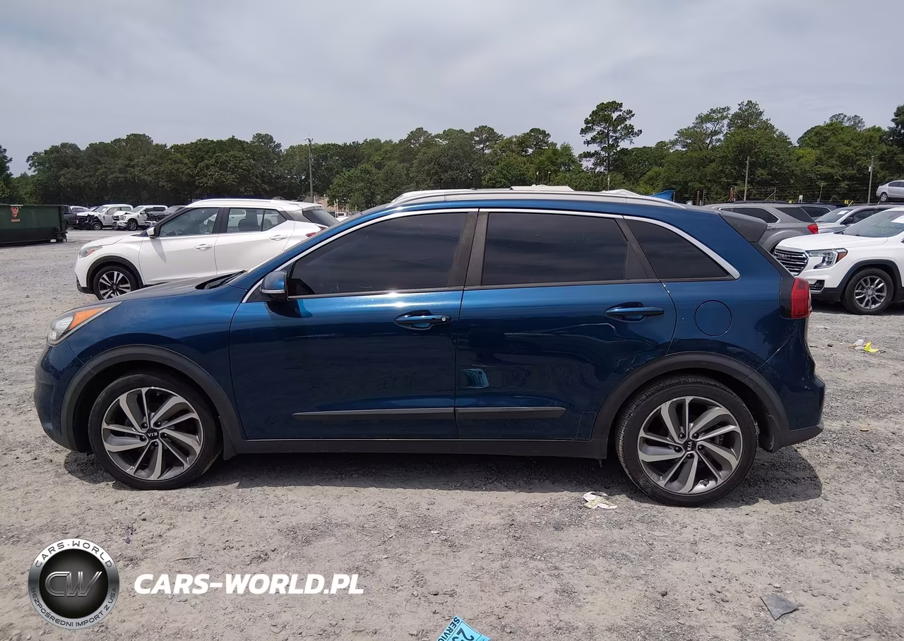 2018 Kia Niro Touring VIN:KNDCE3LC2J5174405 - 14