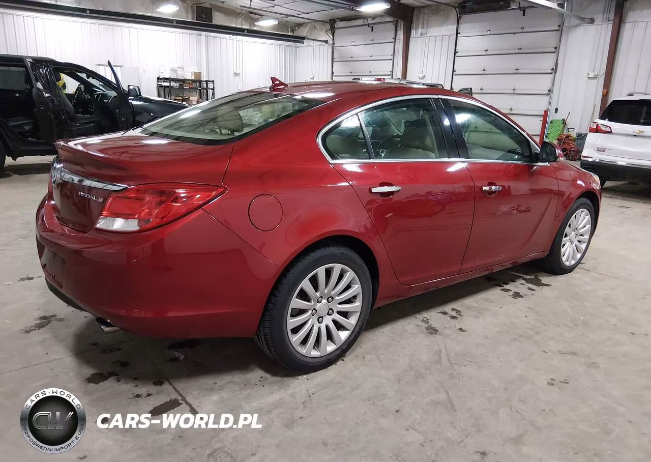 2012 Buick Regal Turbo - Premium 1 VIN:2G4GS5EV2C9213662 - 4