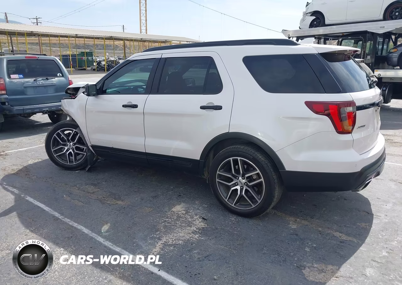 2016 Ford Explorer Sport VIN:1FM5K8GT2GGB06767 - 15
