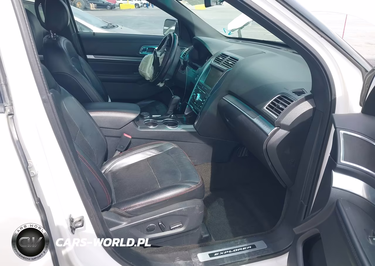 2016 Ford Explorer Sport VIN:1FM5K8GT2GGB06767 - 5
