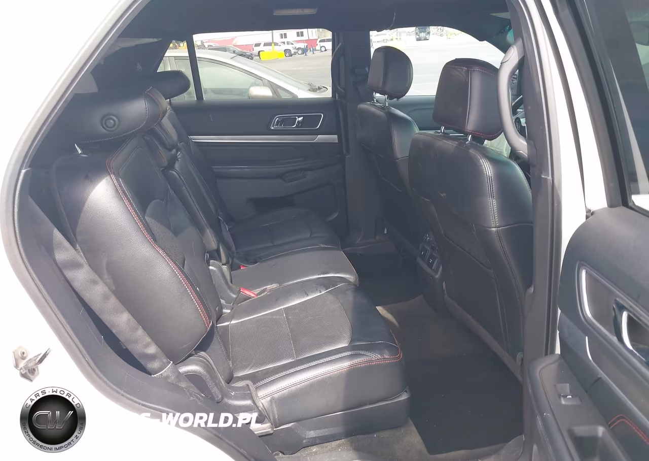 2016 Ford Explorer Sport VIN:1FM5K8GT2GGB06767 - 8