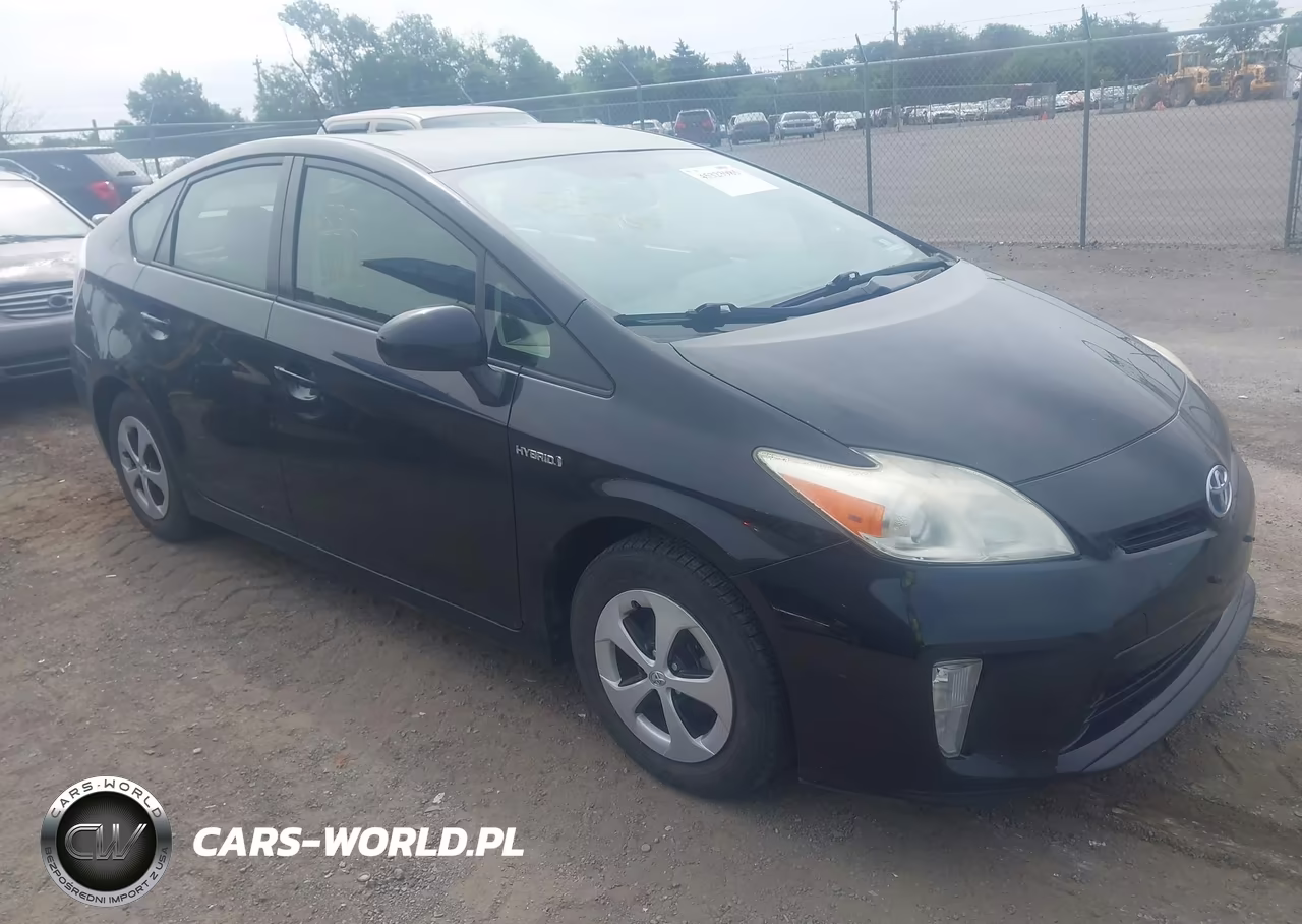 2013 Toyota Prius Two – zdjęcie 1 z 16