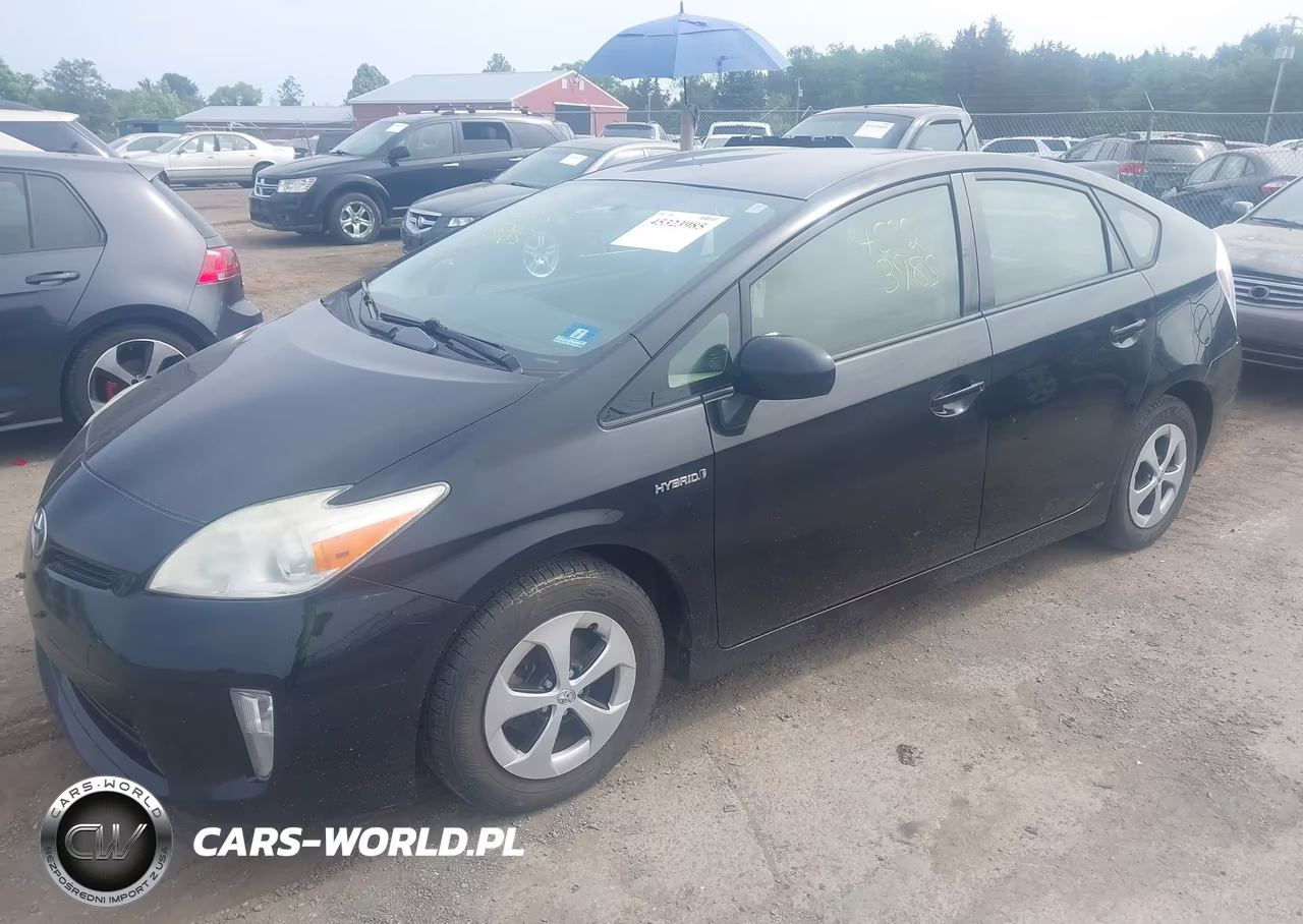 2013 Toyota Prius Two VIN:JTDKN3DU7D5577805 - 2