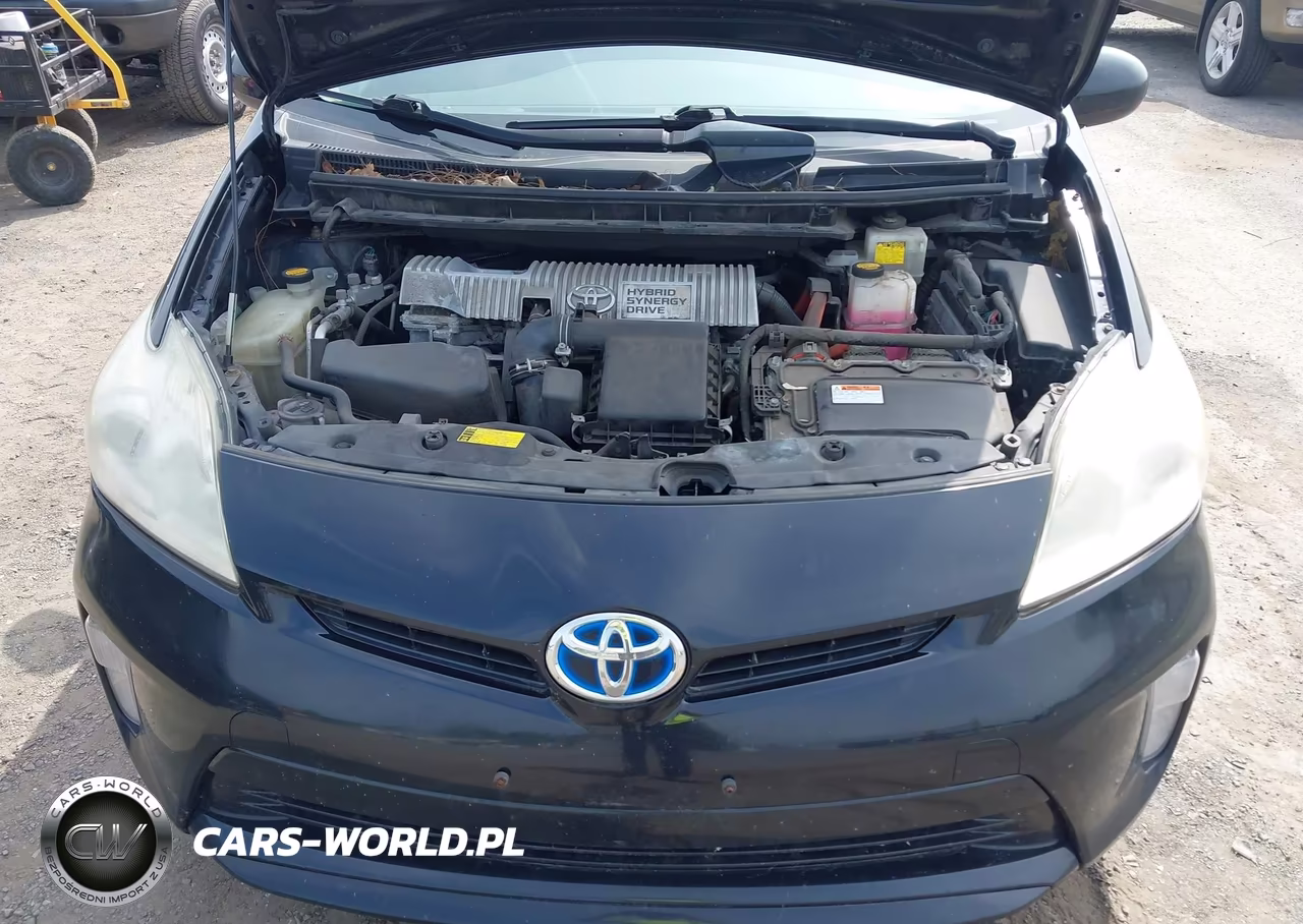 2013 Toyota Prius Two VIN:JTDKN3DU7D5577805 - 6