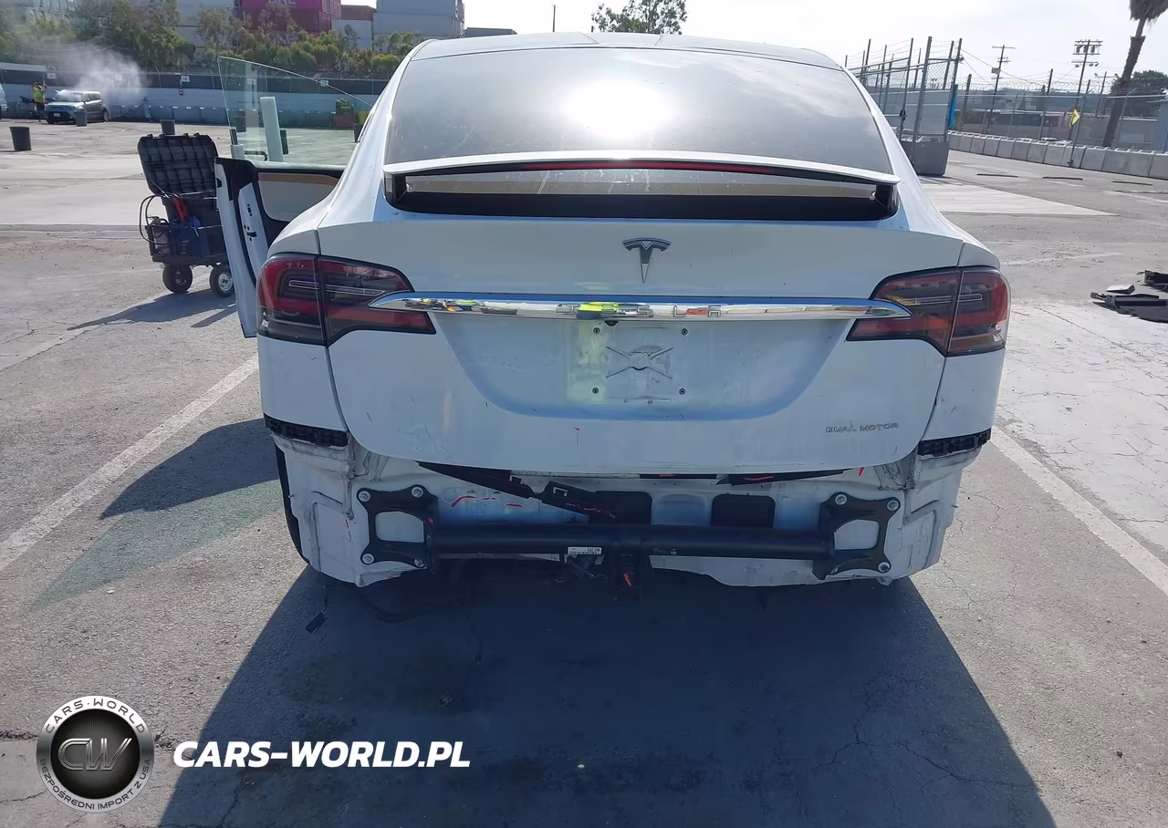 2020 Tesla Model X Long Range Dual Motor All-Wheel Drive-Long Range Plus Dual Motor All-Wheel Drive VIN:5YJXCDE27LF297135 - 6