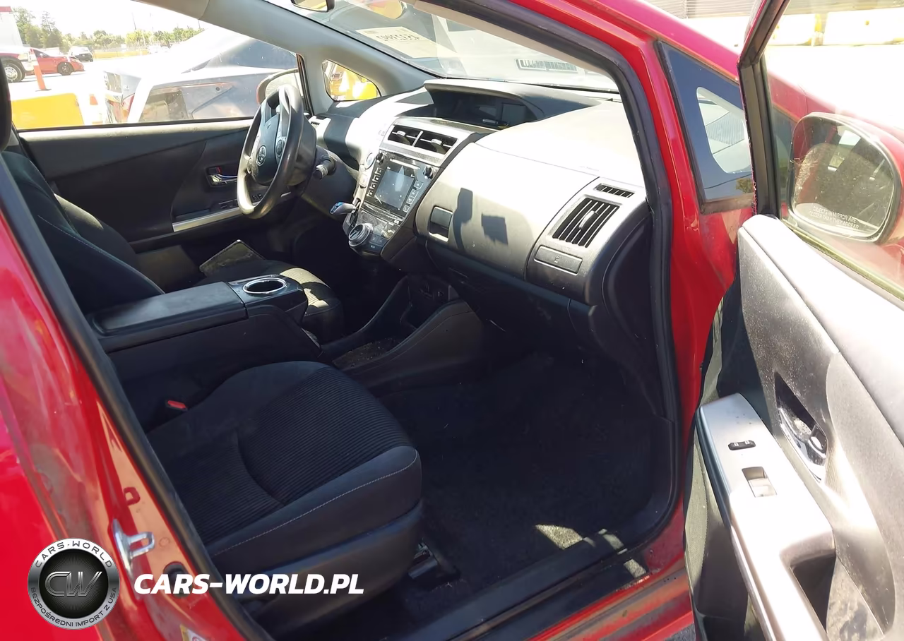 2015 Toyota Prius V Three VIN:JTDZN3EU0FJ030480 - 5