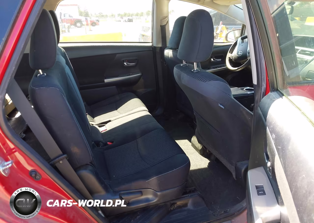 2015 Toyota Prius V Three VIN:JTDZN3EU0FJ030480 - 8