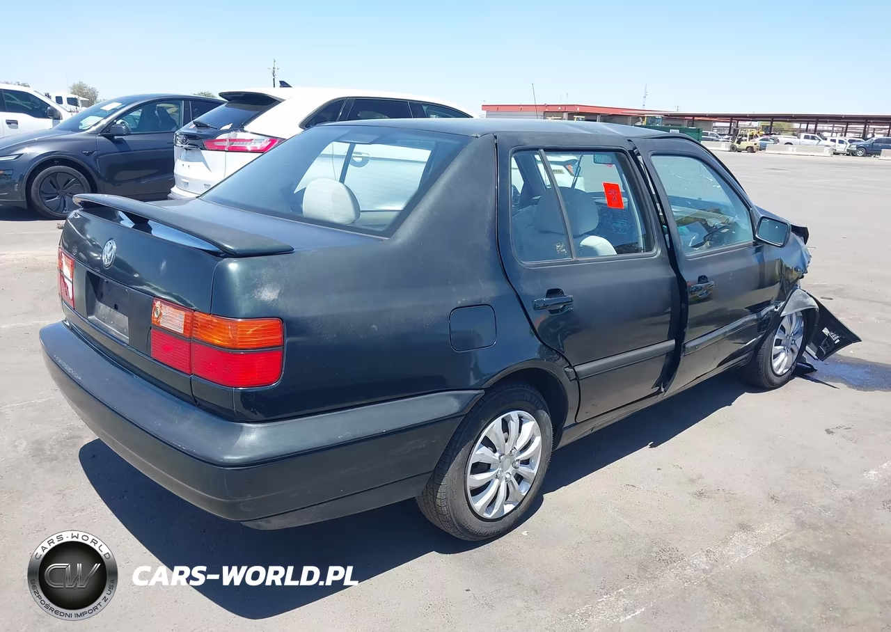 1998 Volkswagen Jetta Gl VIN:3VWRA81H7WM120632 - 4
