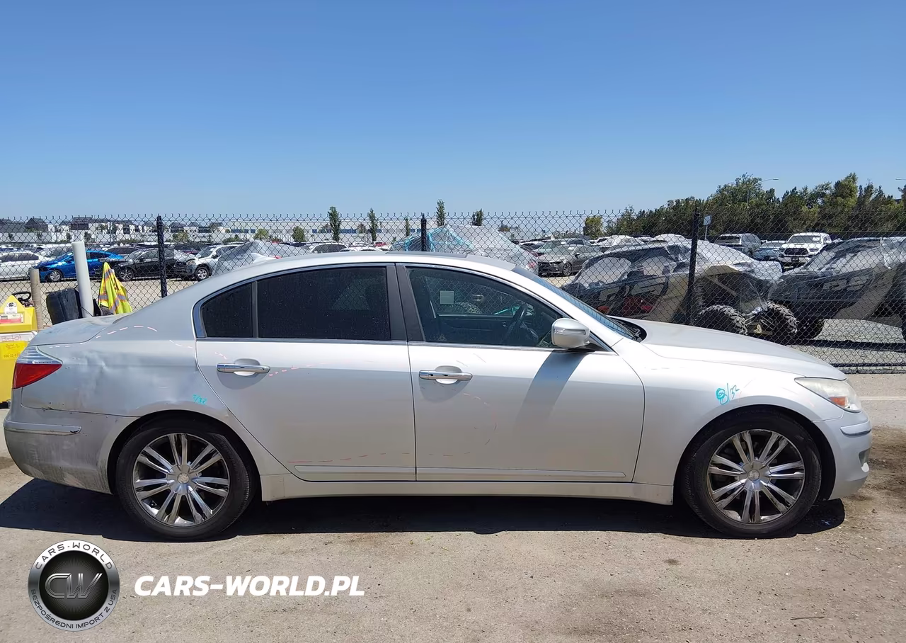 2011 Hyundai Genesis 3.8 VIN:KMHGC4DE9BU142308 - 13