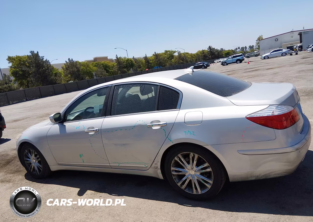 2011 Hyundai Genesis 3.8 VIN:KMHGC4DE9BU142308 - 14