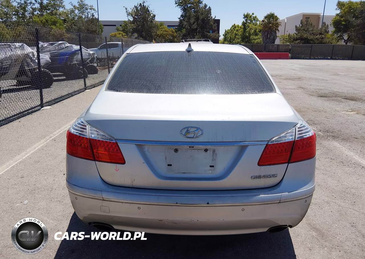 2011 Hyundai Genesis 3.8 VIN:KMHGC4DE9BU142308 - 16