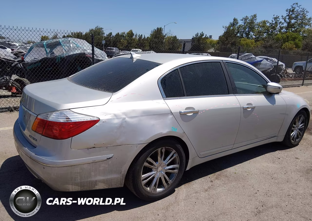 2011 Hyundai Genesis 3.8 VIN:KMHGC4DE9BU142308 - 6