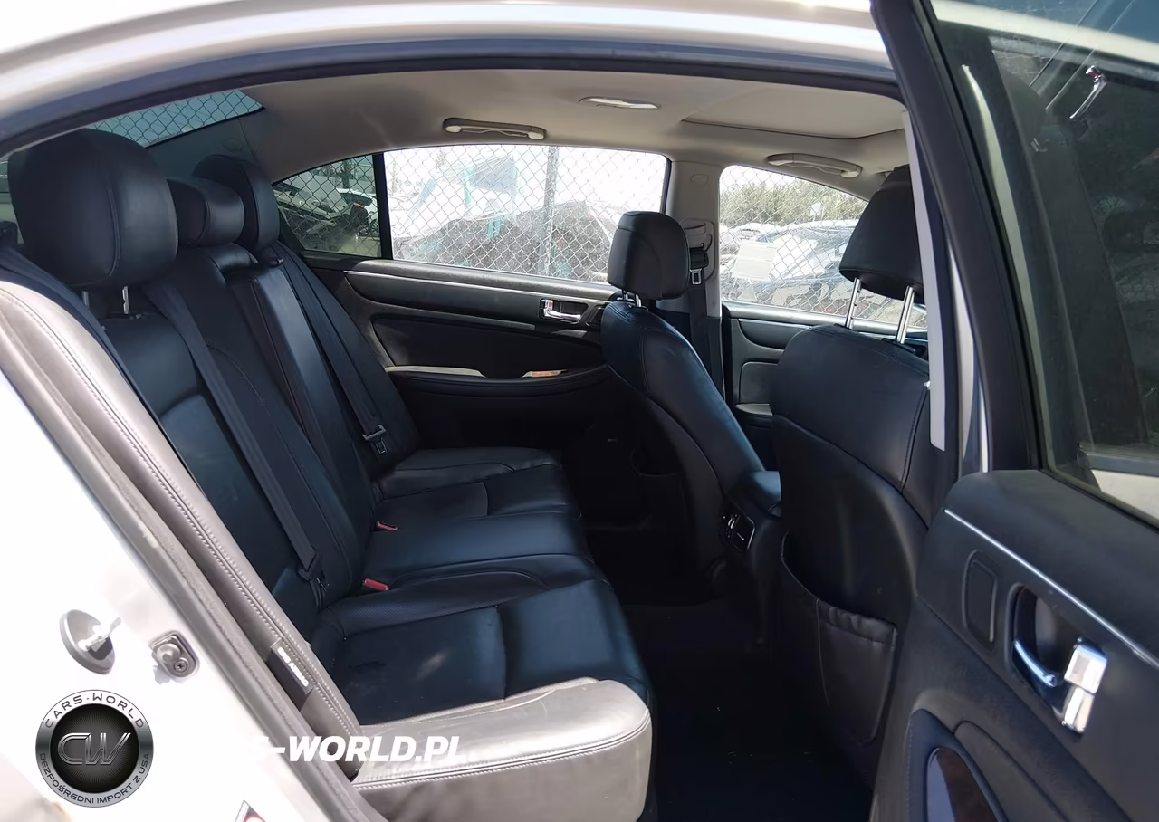 2011 Hyundai Genesis 3.8 VIN:KMHGC4DE9BU142308 - 8