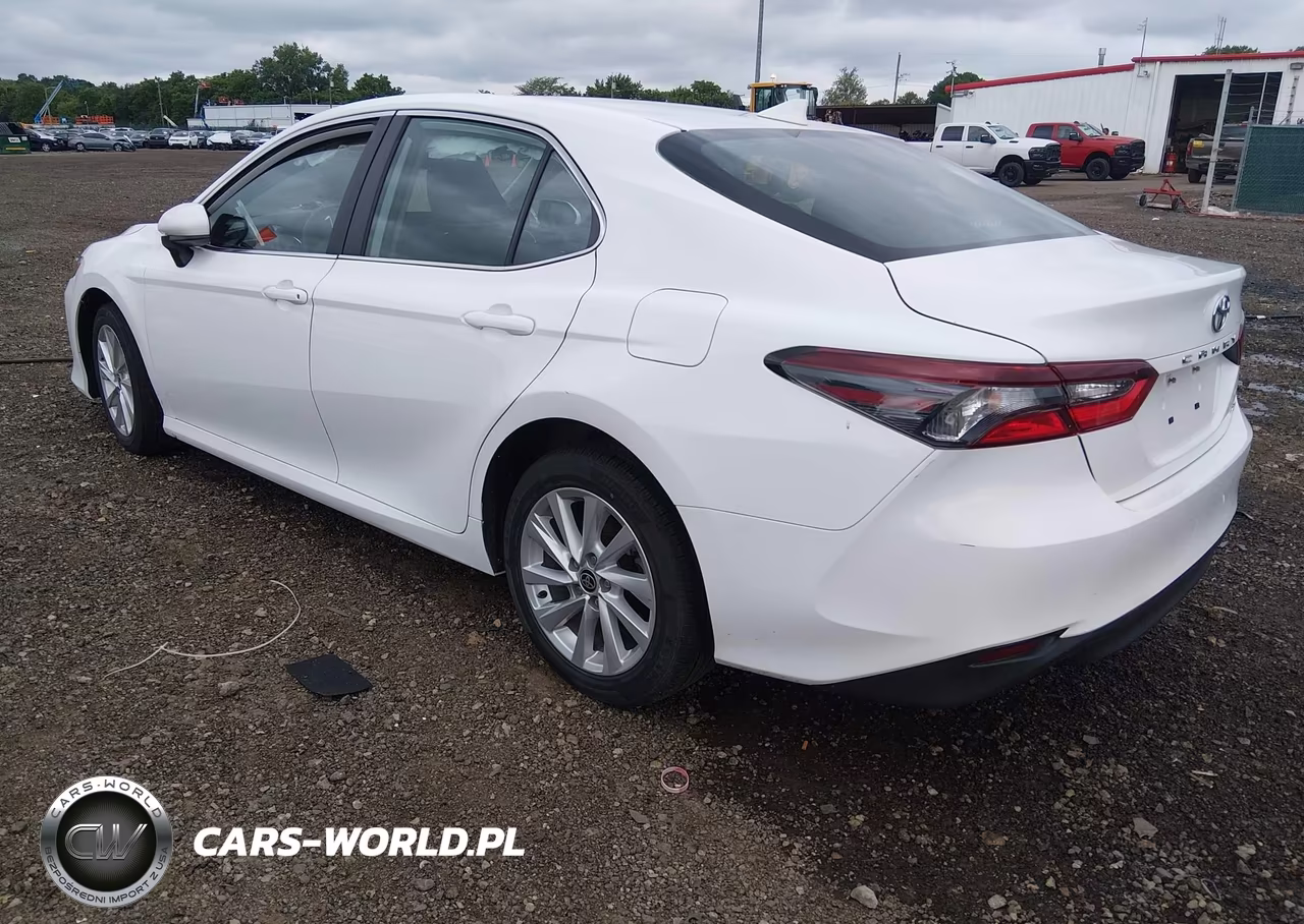 2023 Toyota Camry Le VIN:4T1C11AK4PU104022 - 3