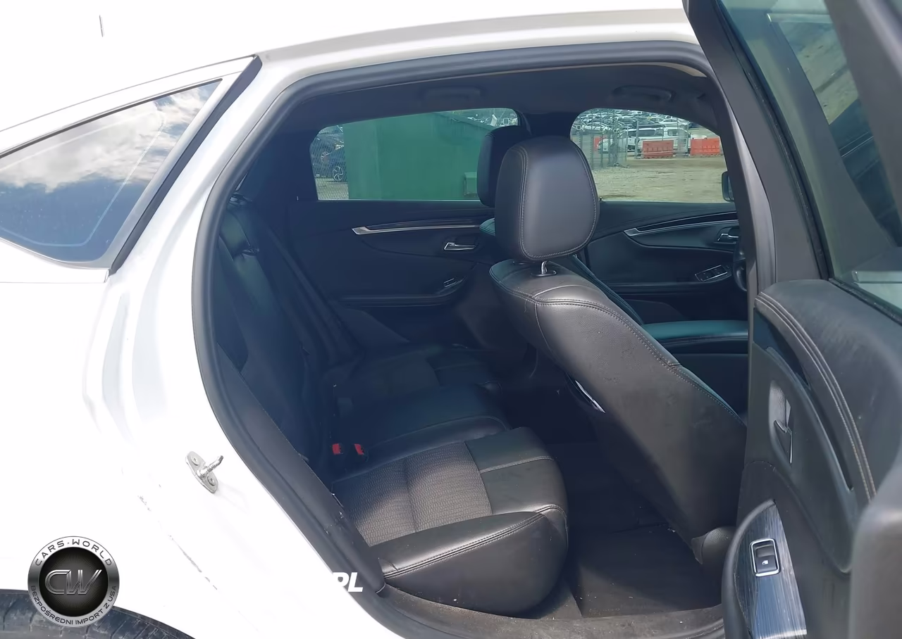2017 Chevrolet Impala 1Lt VIN:2G1105SA7H9196696 - 7