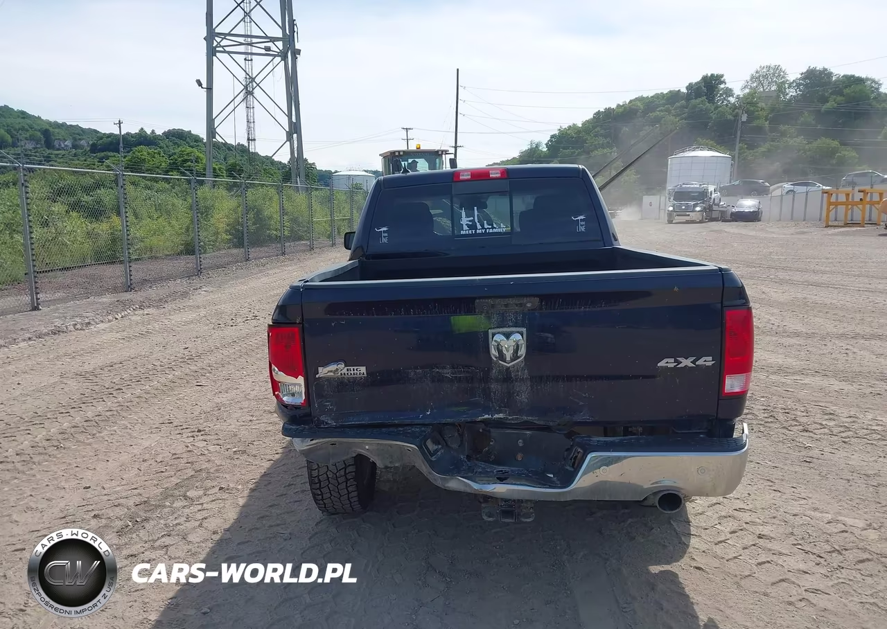 2017 Ram 1500 VIN:1C6RR7TT7HS584318 - 16