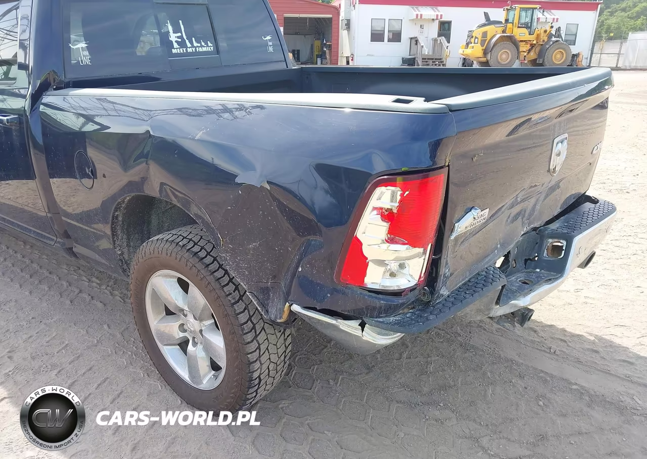 2017 Ram 1500 VIN:1C6RR7TT7HS584318 - 6
