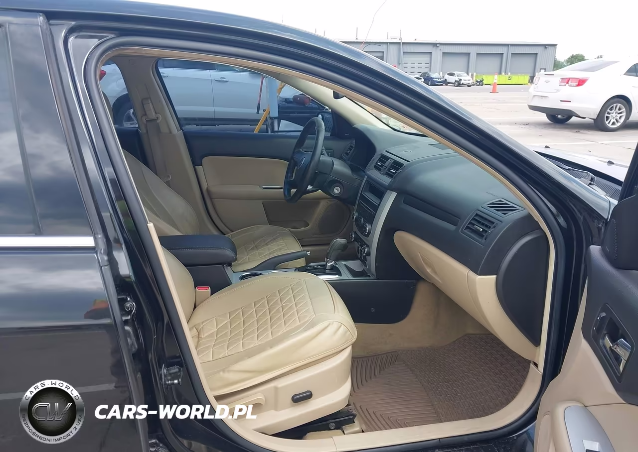 2010 Mercury Milan Premier VIN:3MEHM0JA1AR615980 - 5
