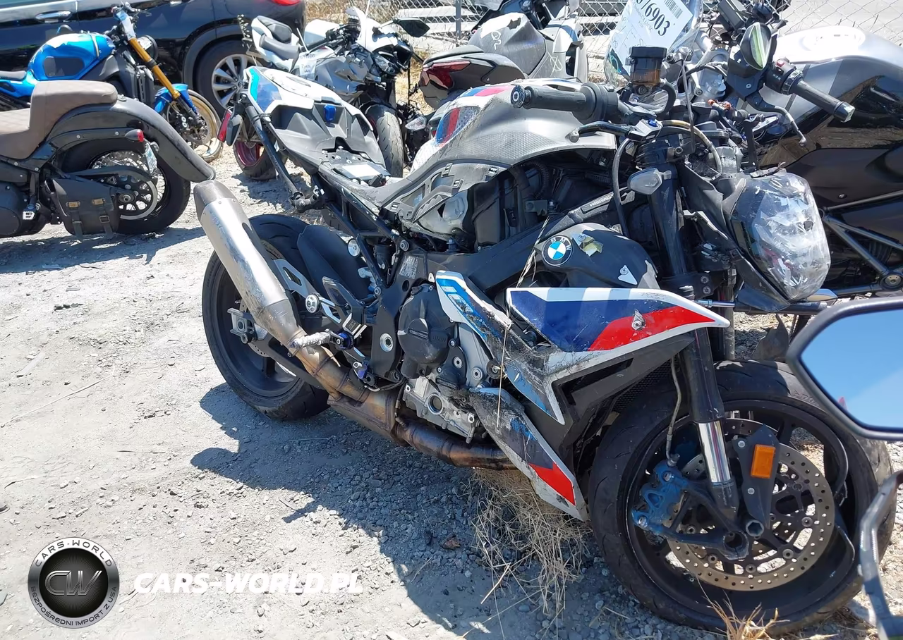 2023 BMW M 1000 R – zdjęcie 1 z 13