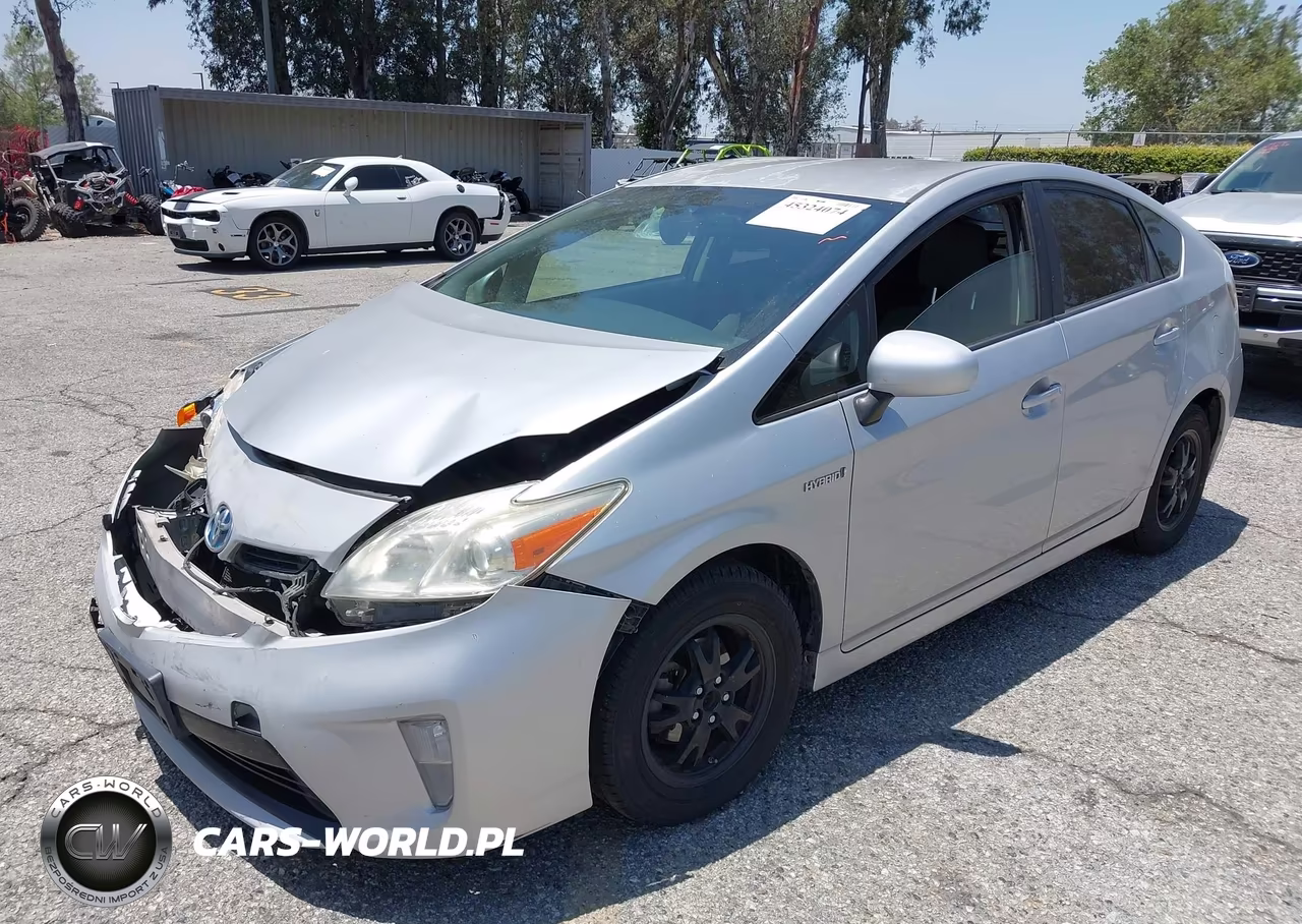 2013 Toyota Prius Two VIN:JTDKN3DU6D5623527 - 2