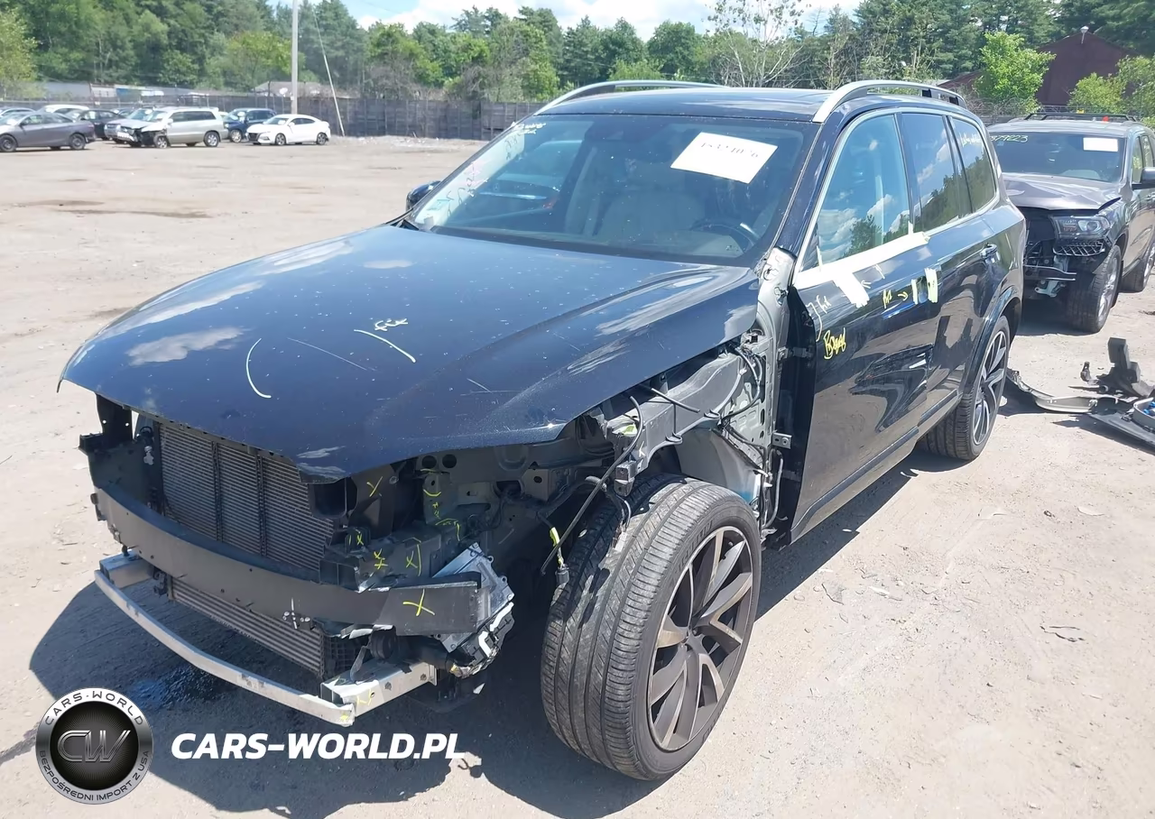 2018 Volvo Xc90 T6 Momentum VIN:YV4A22PKXJ1335888 - 2